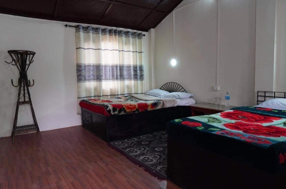 Safari Wildlife Lodge And Camp Chitwan Εξωτερικό φωτογραφία